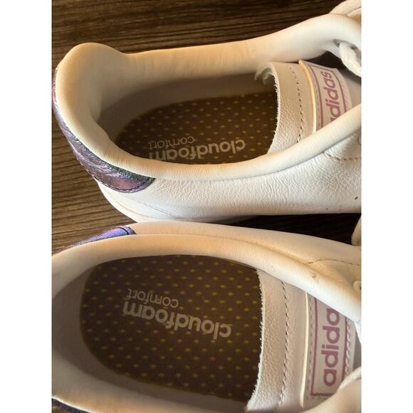 NWOT Adidas Cloudfoam Comfort Sneaker Iridescent Metallic Panel Heel Sz. 11 - Picture 2 of 9